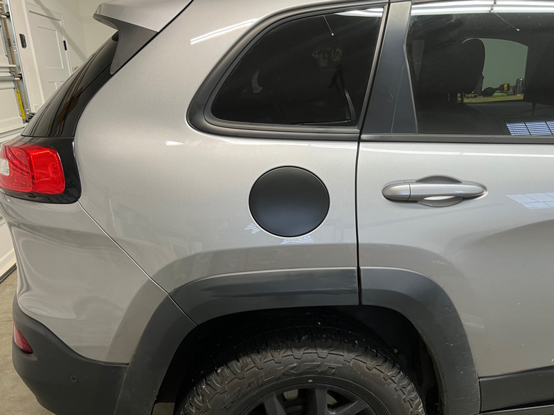 Crux Motorsports Headlight Tint 2019 + Jeep Cherokee